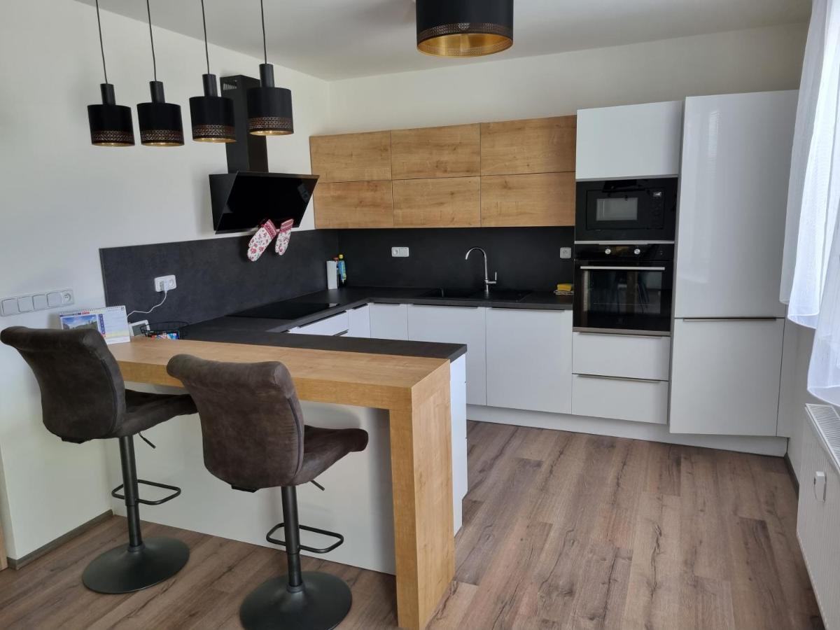 Novy Apartman V Arealu Wellness Hotelu Frymburk Luaran gambar