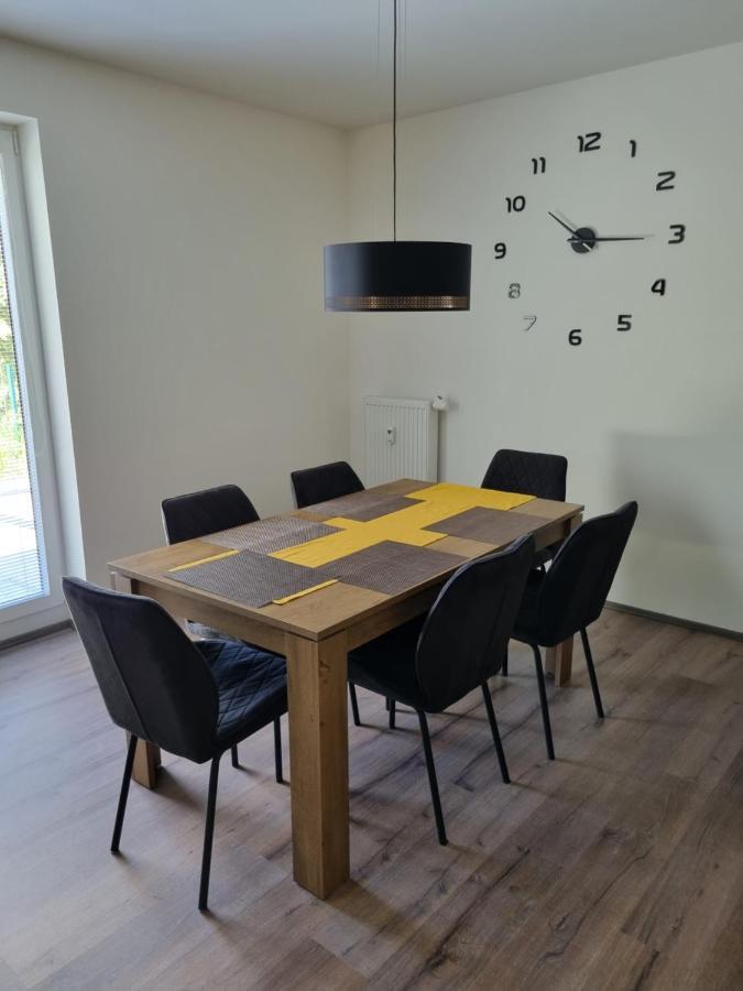 Novy Apartman V Arealu Wellness Hotelu Frymburk Luaran gambar